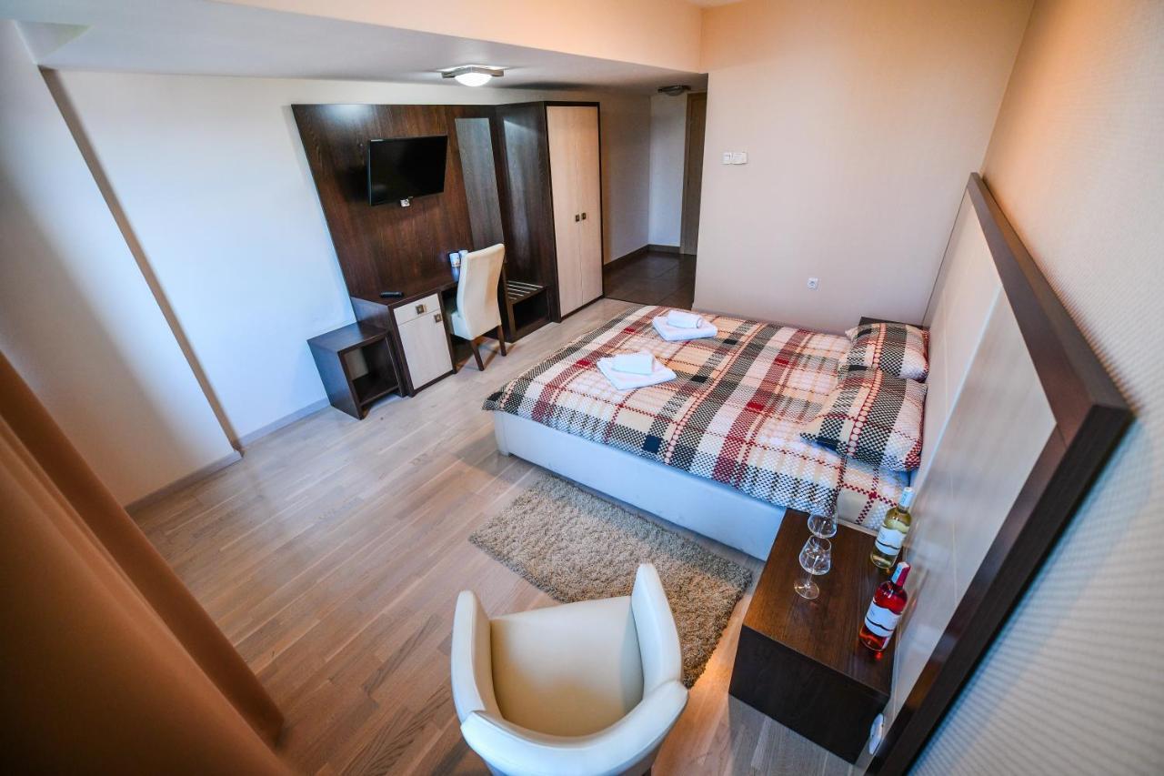 La Casa Apartments Banja Luka Esterno foto